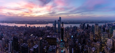 黄金时段的建筑景观